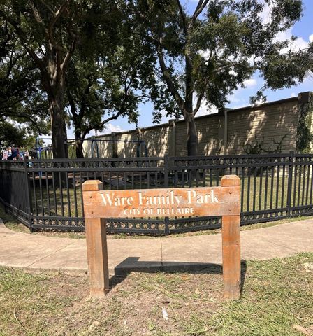 6302 1st Street, Bellaire, TX 77401