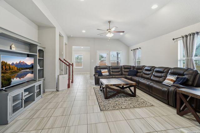 8411 Percheron, San Antonio, TX 78254