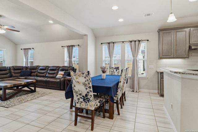 8411 Percheron, San Antonio, TX 78254