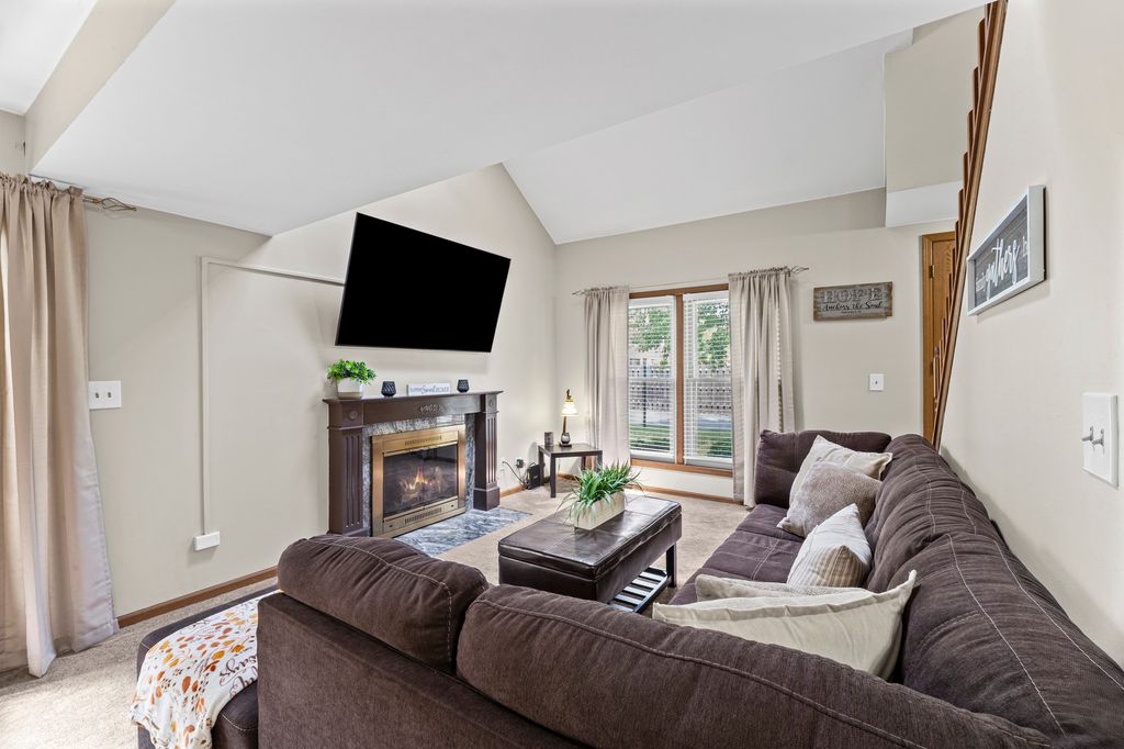 237 N Walnut Street L, Bensenville, IL 60106 — photo 4