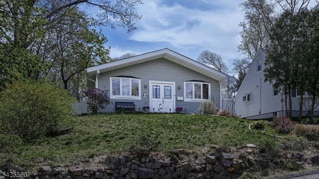 16 Forest Ter, Wayne Twp., NJ 07470