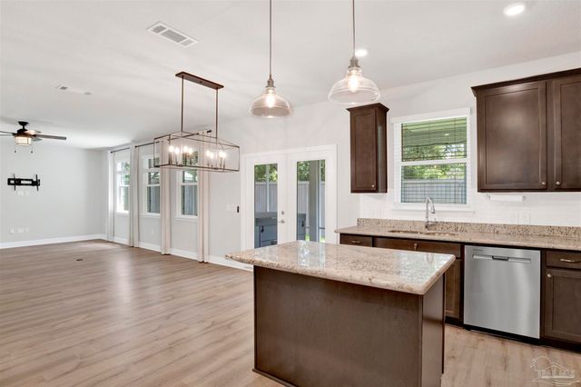 4809 Fish Hawk Ct, Pensacola, FL 32507