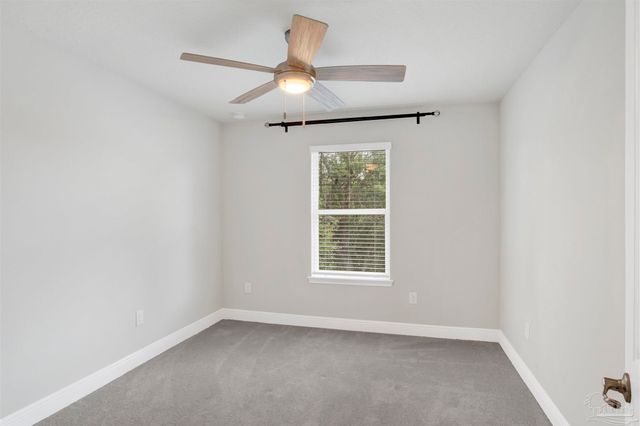 4809 Fish Hawk Ct, Pensacola, FL 32507