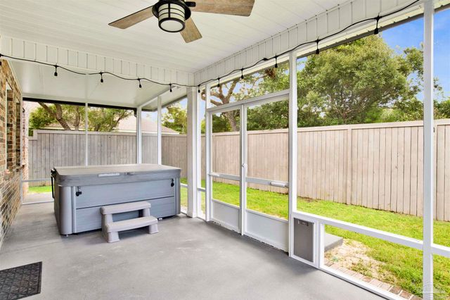 4809 Fish Hawk Ct, Pensacola, FL 32507