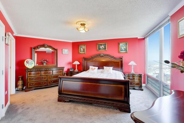 1720 Maple Avenue 2420, Evanston, IL 60201