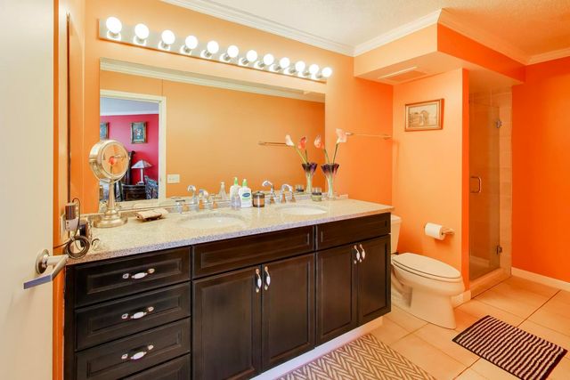 1720 Maple Avenue 2420, Evanston, IL 60201