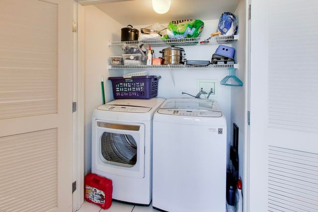 1720 Maple Avenue 2420, Evanston, IL 60201