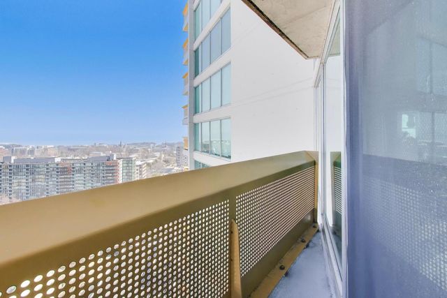 1720 Maple Avenue 2420, Evanston, IL 60201