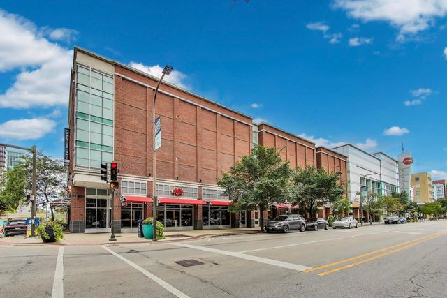 1720 Maple Avenue 2420, Evanston, IL 60201