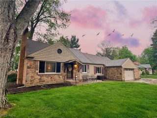 11039 Fitzwater Road, Brecksville, OH 44141