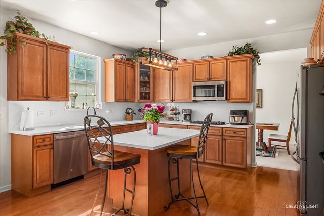 2521 Lyman Loop, Yorkville, IL 60560