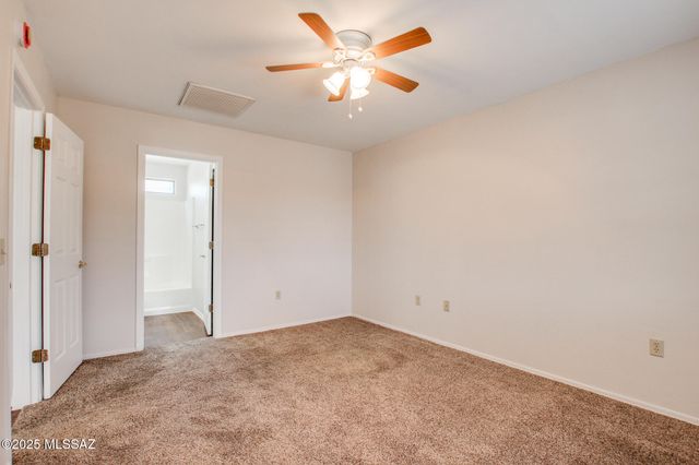 3870 S Calle Viva, Green Valley, AZ 85614