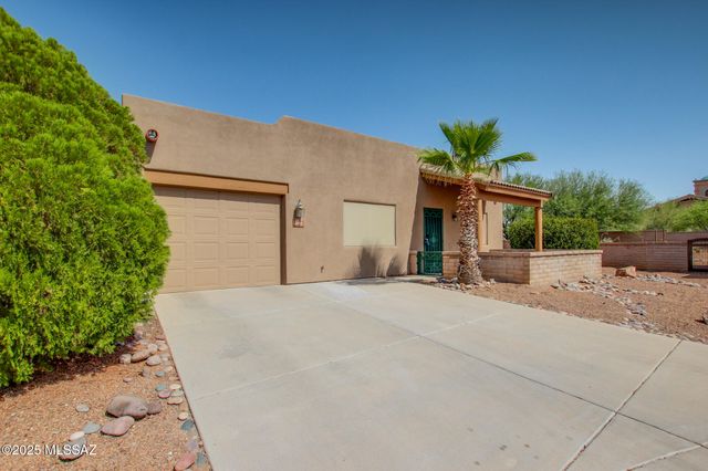 3870 S Calle Viva, Green Valley, AZ 85614