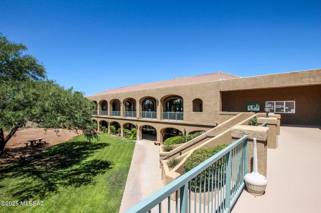 3870 S Calle Viva, Green Valley, AZ 85614