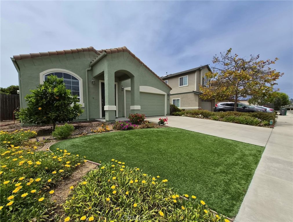 Image 1 of property listing at 416 Bakeman, Arroyo Grande, CA 93420