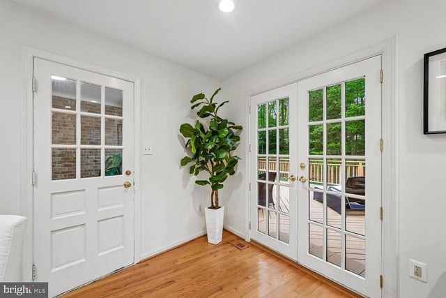 11732 STUART MILL RD, Oakton, VA 22124