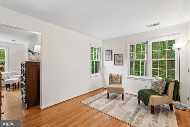 11732 STUART MILL RD, Oakton, VA 22124