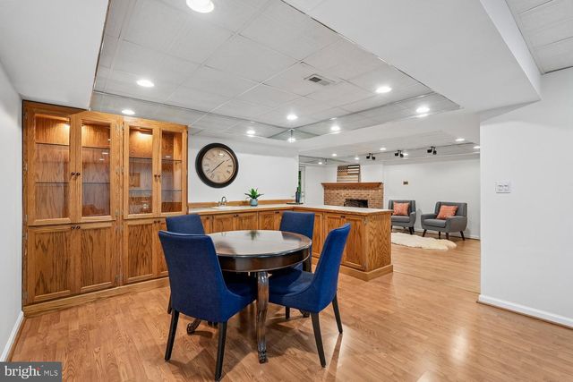 11732 STUART MILL RD, Oakton, VA 22124