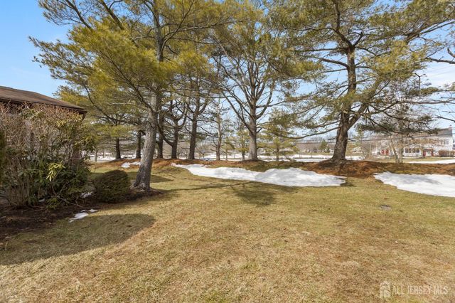 145 Concordia Circle A, Monroe, NJ 08831