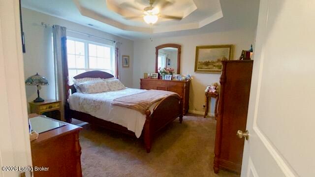 6726 Woods Mill Dr, Louisville, KY 40272