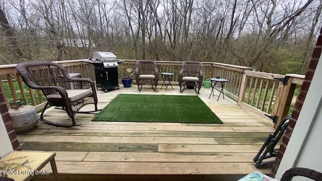 6726 Woods Mill Dr, Louisville, KY 40272