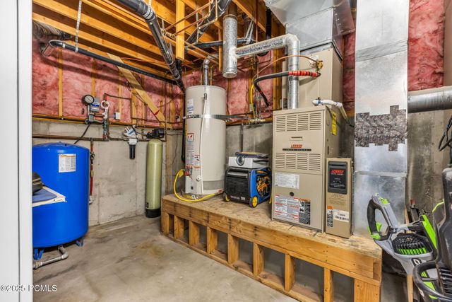 896 E Chalk Creek Road, Coalville, UT 84017