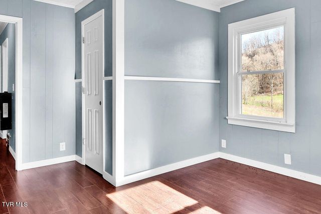 832 Stanley Valley Road, Rogersville, TN 37857