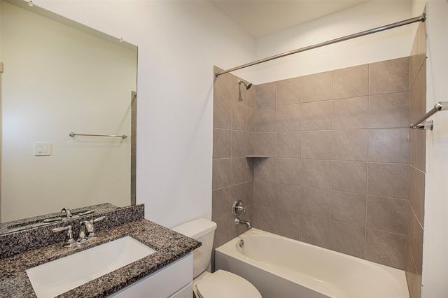 10610 Great Basin Drive, Rosharon, TX 77583