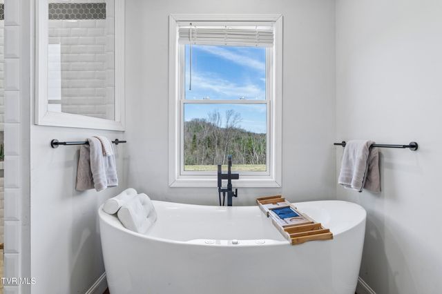 487 Rocky Knob Road, Mountain City, TN 37683
