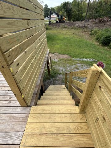 208 Bills St, Jamestown, TN 38556