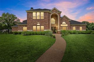 319 WINDING CREEK Lane, Mcgregor, TX 76657