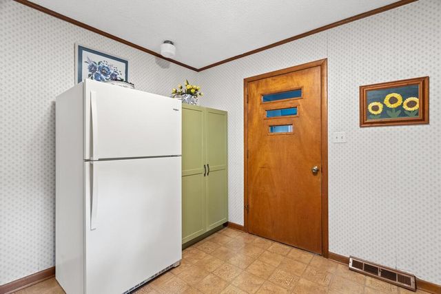 1590 NE Pleasant Grove Drive, Dalton, GA 30721