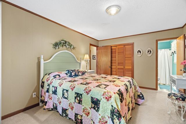 1590 NE Pleasant Grove Drive, Dalton, GA 30721