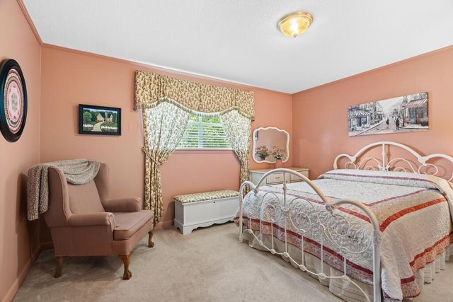1590 NE Pleasant Grove Drive, Dalton, GA 30721
