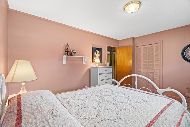 1590 NE Pleasant Grove Drive, Dalton, GA 30721