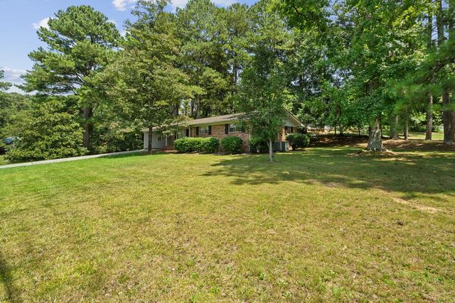 1590 NE Pleasant Grove Drive, Dalton, GA 30721