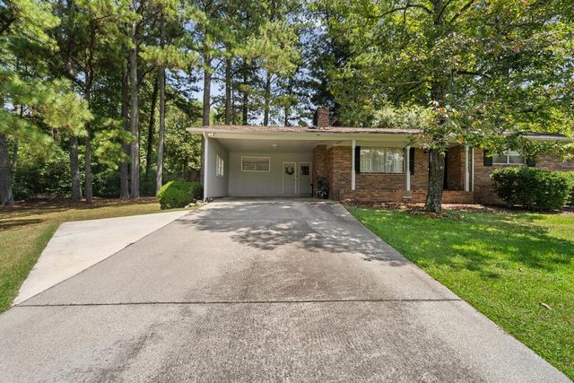 1590 NE Pleasant Grove Drive, Dalton, GA 30721
