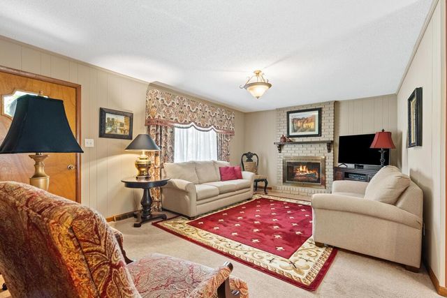 1590 NE Pleasant Grove Drive, Dalton, GA 30721
