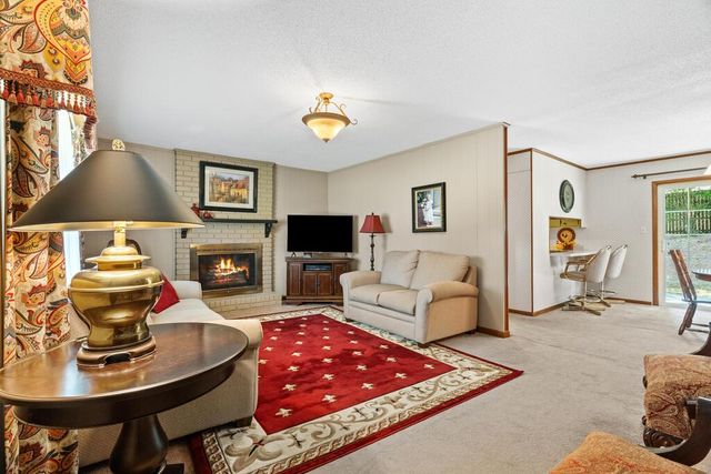 1590 NE Pleasant Grove Drive, Dalton, GA 30721