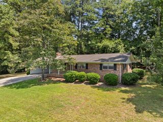 1590 NE Pleasant Grove Drive, Dalton, GA 30721