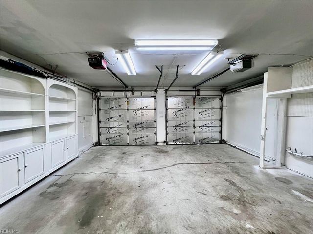 312 Tarneywood DR, Chesapeake, VA 23320