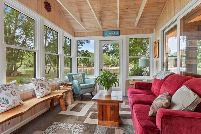 N9291 WHITE BIRCH LANE, Neshkoro, WI 54960
