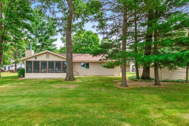 N9291 WHITE BIRCH LANE, Neshkoro, WI 54960