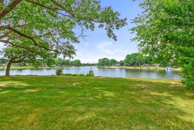 N9291 WHITE BIRCH LANE, Neshkoro, WI 54960