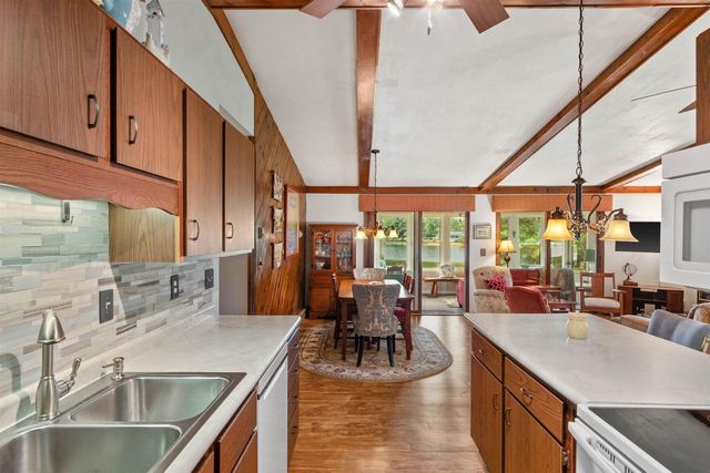 N9291 WHITE BIRCH LANE, Neshkoro, WI 54960