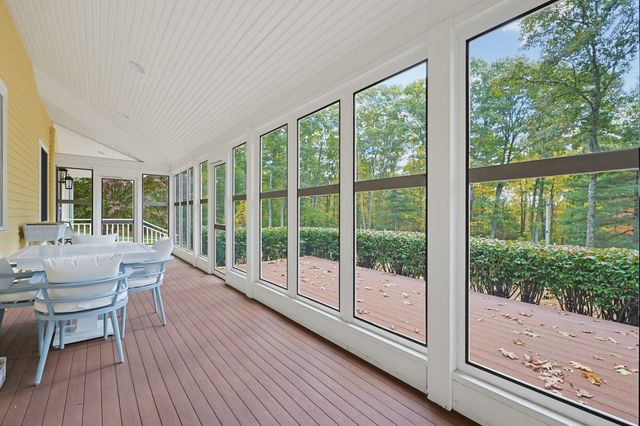 457 Hanlon Rd, Holliston, MA 01746