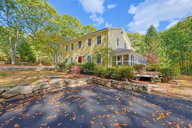 457 Hanlon Rd, Holliston, MA 01746