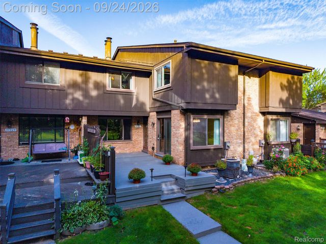 37327 Golfview Drive, Sterling Heights, MI 48312