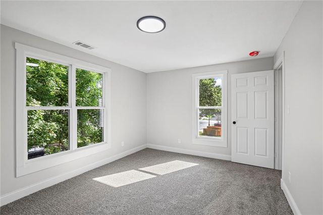 419 Linn Street, Leavenworth, KS 66048