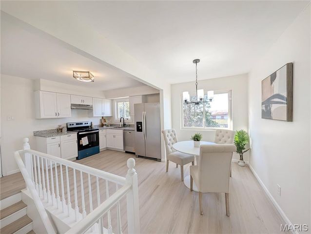 8835 Sumter Drive, St Louis, MO 63136